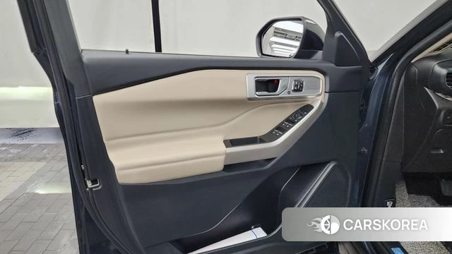 Ford Explorer 6th Generation id 4612915 из Кореи 16