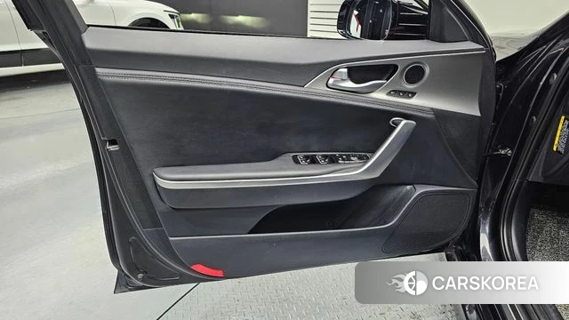 Kia Stinger id 4760209 из Кореи 16
