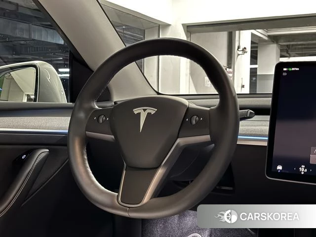 Tesla Model Y id 4253885 из Китая 16