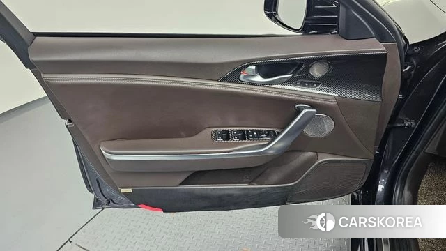 Kia Stinger id 4345667 из Кореи 16