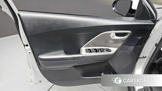Kia Niro Plus id 4768845 из Кореи 16