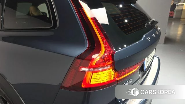 Volvo V60 Cross-Country 2nd Generation id 4416138 из Кореи 16
