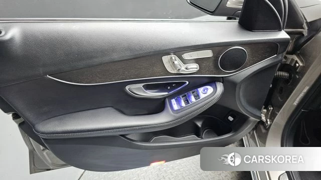 Mercedes-Benz C-Class W205 id 4698678 из Кореи 16