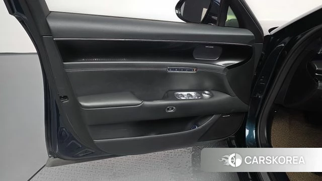 Genesis G90 (RS4) id 4369856 из Кореи 16