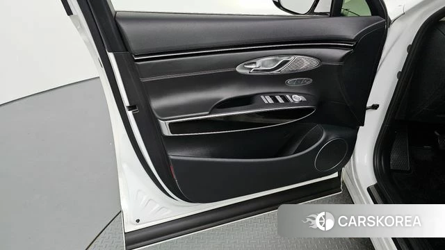 Genesis GV70 id 4423212 из Кореи 16