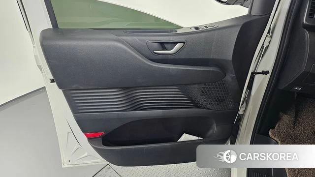 Hyundai Staria id 4415830 из Кореи 16