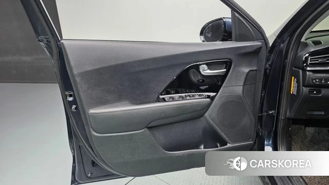 Kia The New Niro id 4383998 из Кореи 16