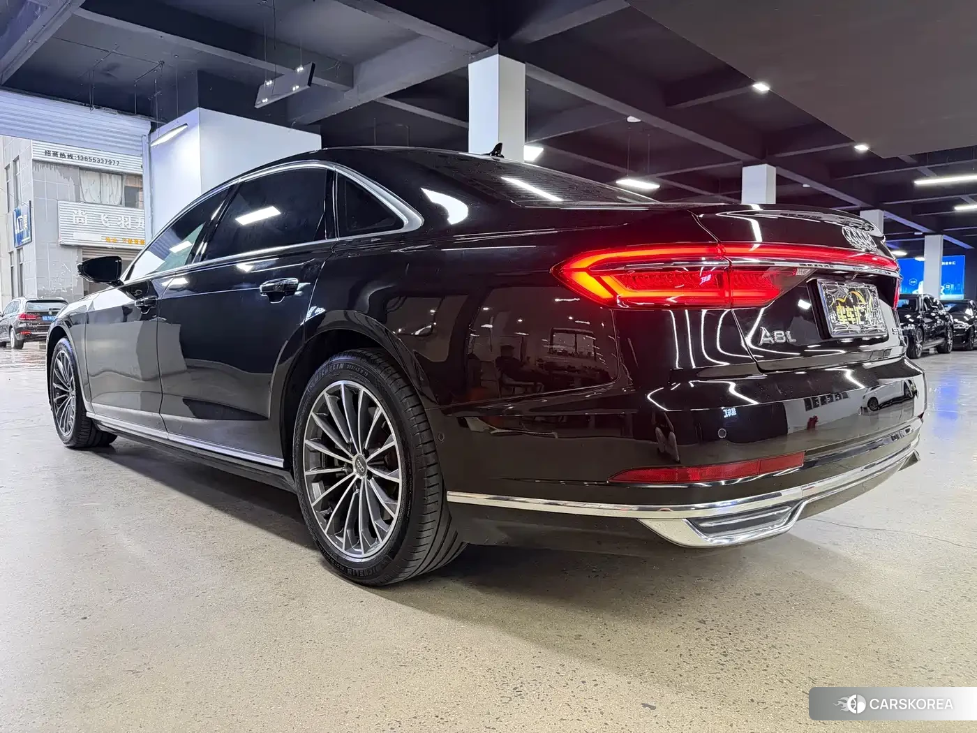 Audi A8 id 4679894 из Китая 16