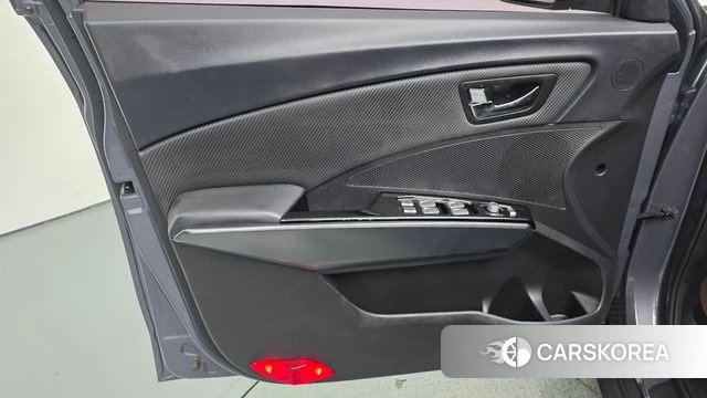 Ssangyong Tivoli Armor id 4568608 из Кореи 16