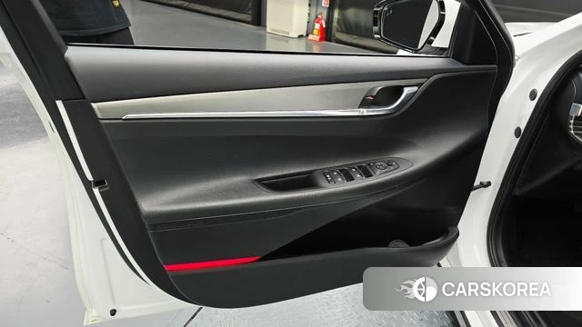 Hyundai The New Grandeur IG Hybrid id 4293236 из Кореи 16