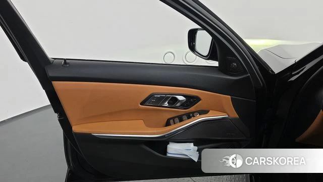 BMW 3 Series (G20) id 4757442 из Кореи 16