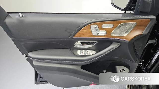 Mercedes-Benz GLS - Class X167 id 4906269 из Кореи 16