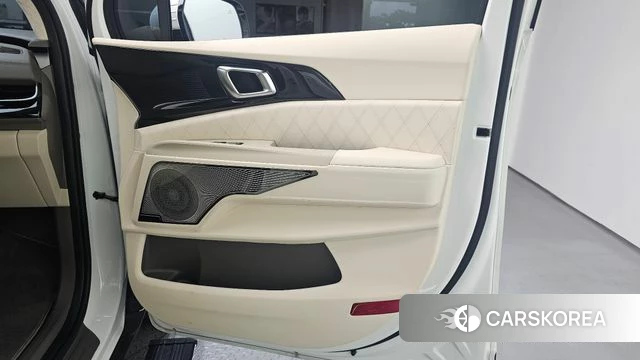 Kia The New Carnival 4th Generation id 4493377 из Кореи 16