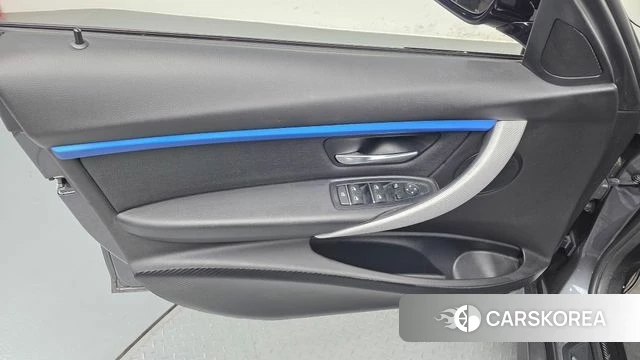 BMW 3 Series (F30) id 4246110 из Кореи 16