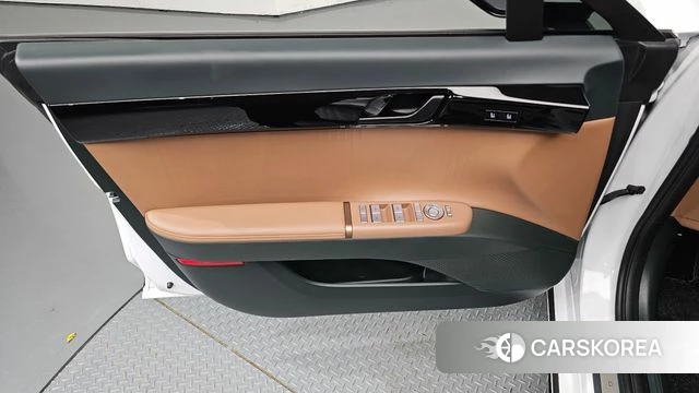 Hyundai Grandeur (GN7) id 4870908 из Кореи 16