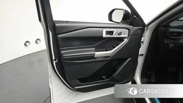 Ford Explorer 6th Generation id 4202974 из Кореи 16