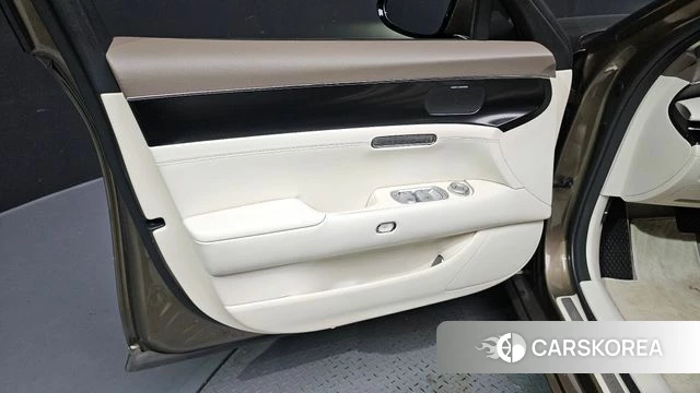 Genesis G90 (RS4) id 4475740 из Кореи 16