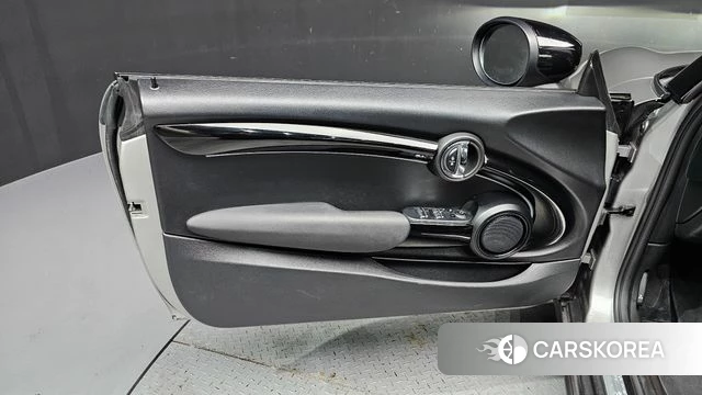 Mini Cooper Convertible id 4354395 из Кореи 16