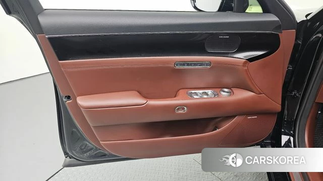 Genesis G90 (RS4) id 4835318 из Кореи 16