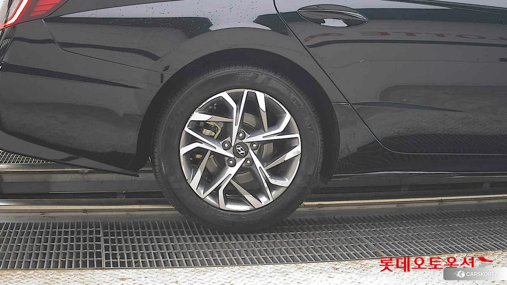 Hyundai Sonata id 4669117 из Кореи 16