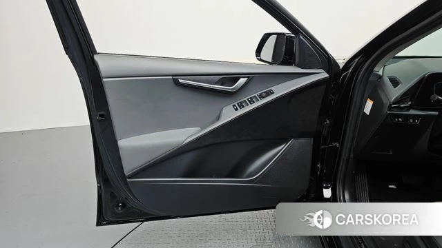 Kia Di Ol Nu Niro id 4224020 из Кореи 16