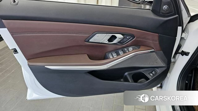 BMW 3 Series (G20) id 4429135 из Кореи 16