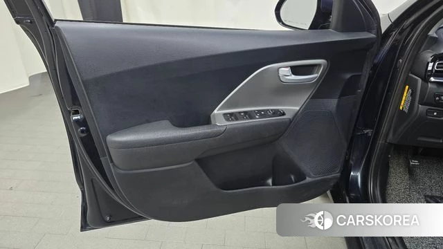 Kia The New Niro id 4937178 из Кореи 16