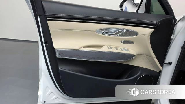Genesis GV70 id 4516657 из Кореи 16