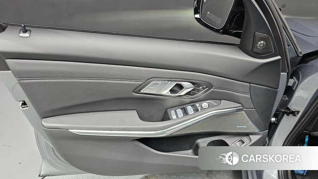 BMW 3 Series (G20) id 4767438 из Кореи 16
