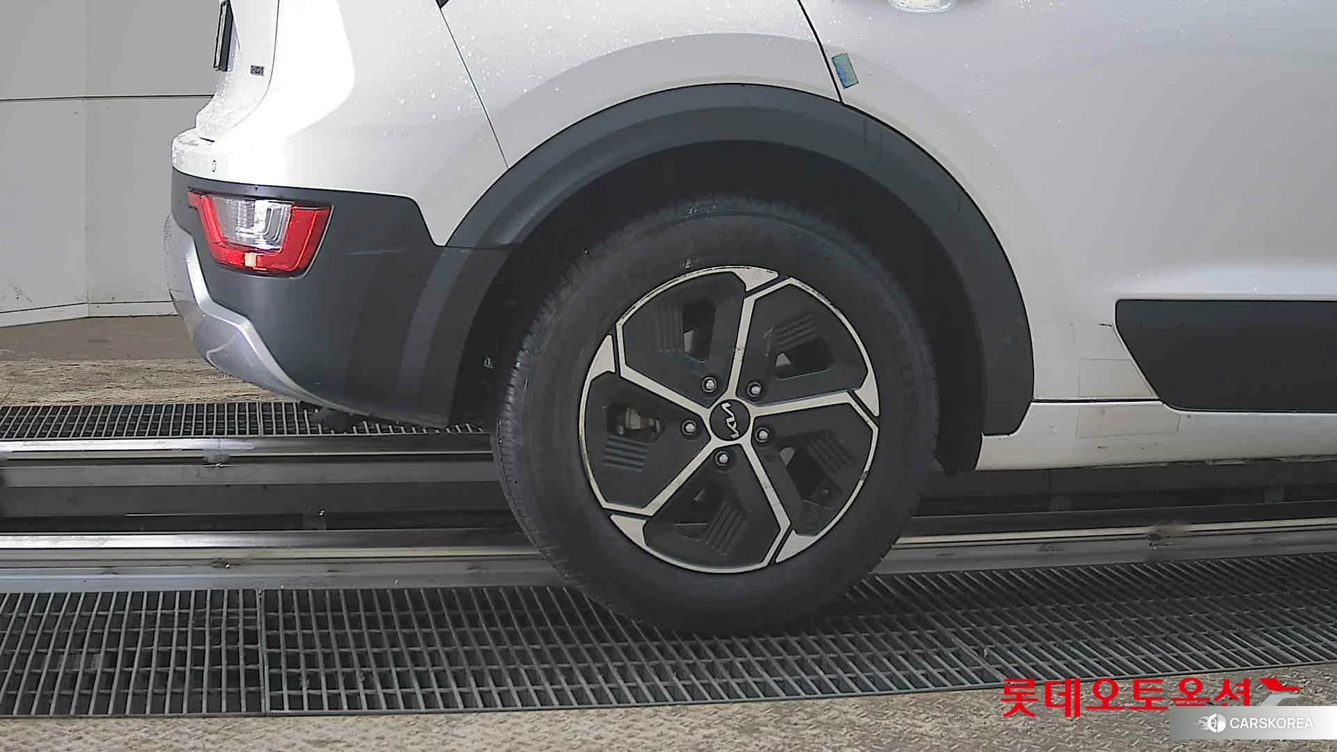 Kia Niro Hybrid id 3869427 из Кореи 16