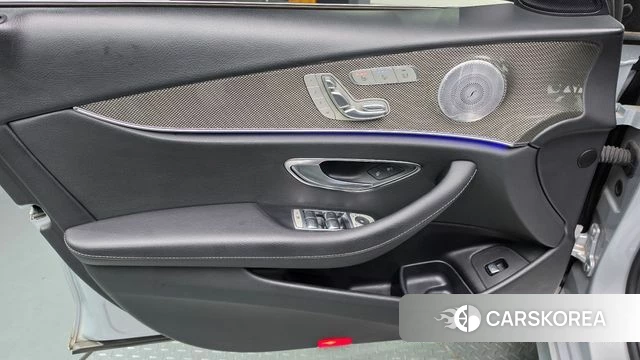 Mercedes-Benz E-Class W213 id 4581233 из Кореи 16
