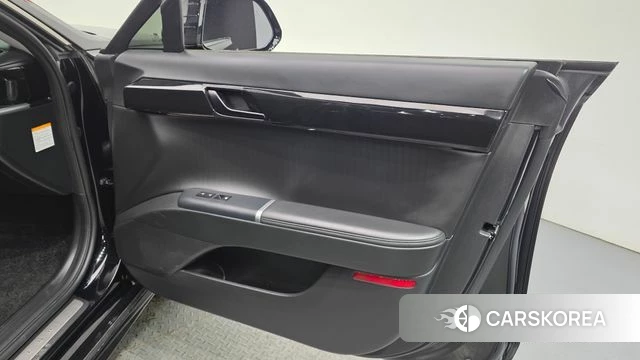 Hyundai Grandeur Hybrid (GN7) id 4302881 из Кореи 16