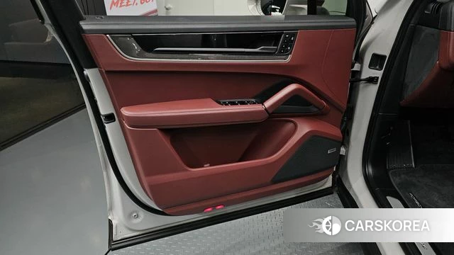 Porsche Cayenne (PO536) id 4612798 из Кореи 16