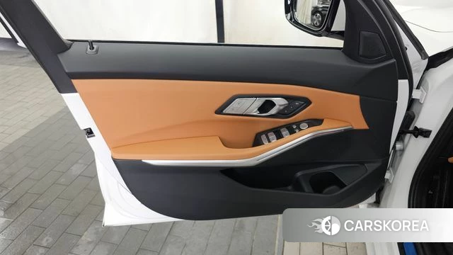 BMW 3 Series (G20) id 4565702 из Кореи 16