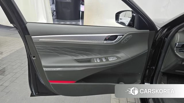 Hyundai The New Grandeur IG Hybrid id 4585565 из Кореи 16