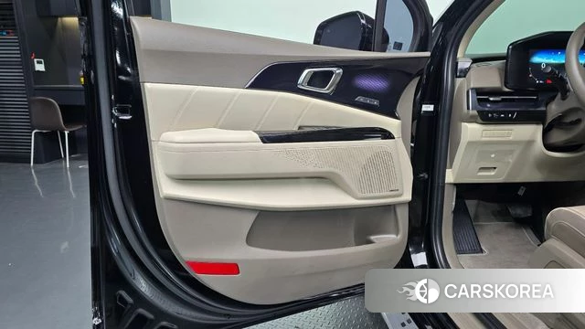 Kia Carnival 4th generation id 4603054 из Кореи 16