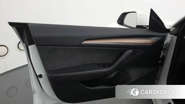Tesla Model 3 id 4745056 из Кореи 16