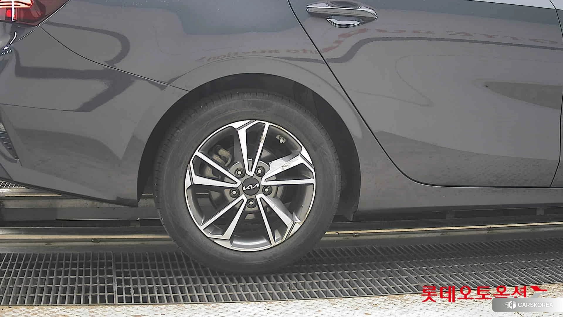 Kia K3 id 4902462 из Кореи 16