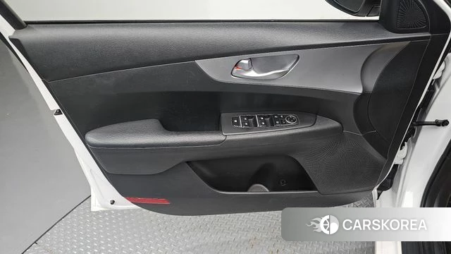 Kia The New K3 2nd generation id 4898656 из Кореи 16