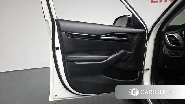Kia Seltos id 4293716 из Кореи 16