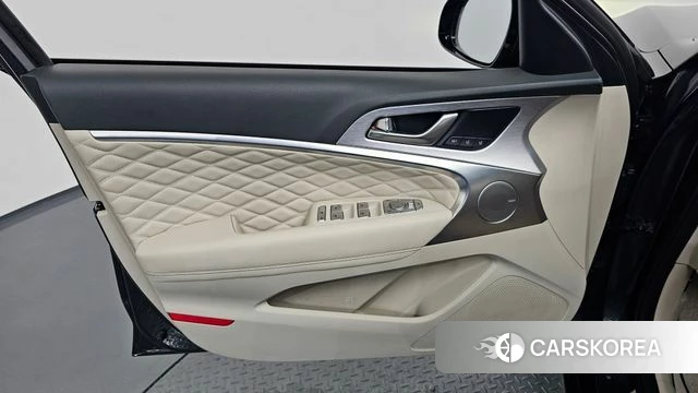 Genesis G70 id 4417409 из Кореи 16