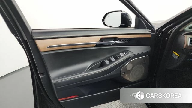 Genesis G90 id 4495802 из Кореи 16
