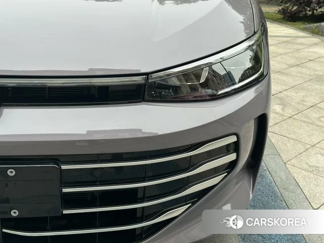 Volkswagen Passat id 4238216 из Китая 16