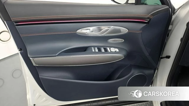 Genesis GV70 id 4898138 из Кореи 16