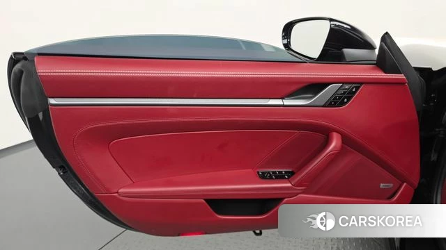 Porsche 911(992) id 4542479 из Кореи 16