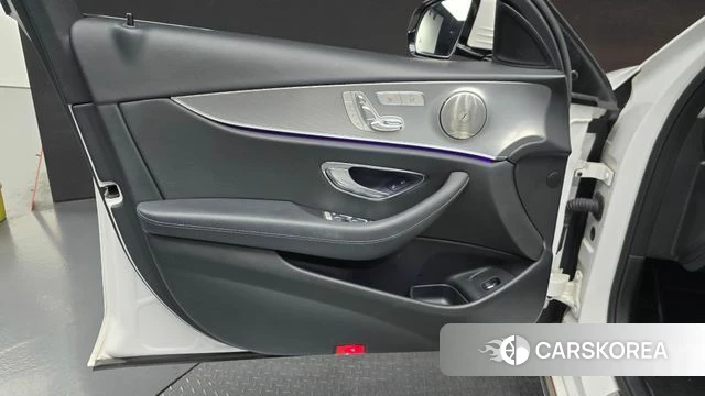 Mercedes-Benz E-Class W213 id 4483373 из Кореи 16