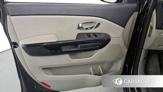 Kia The New Carnival id 4197008 из Кореи 16