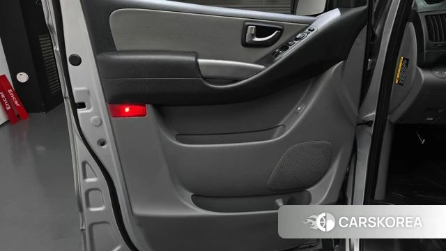 Hyundai The New Grand Starex id 4482495 из Кореи 16