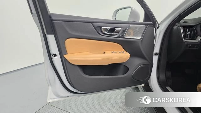 Volvo V60 Cross-Country 2nd Generation id 4557059 из Кореи 16