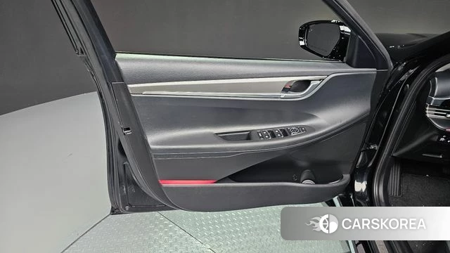 Hyundai The New Grandeur IG Hybrid id 4581093 из Кореи 16